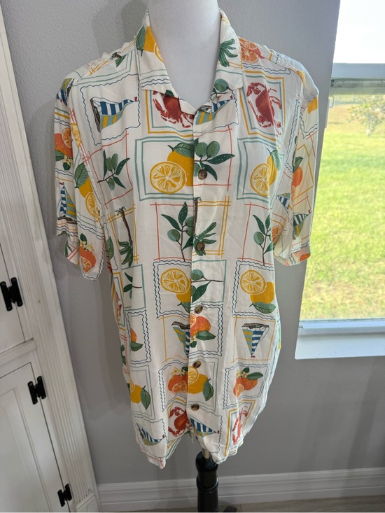 Old Navy Other - Old Navy White Short-Sleeve Button-Up Shirt with Yellow & Green Citrus Print